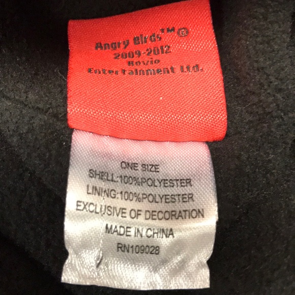 Angry Birds Hat and Black Gloves - Picture 7 of 7